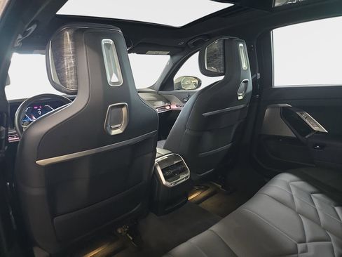 Used 2023 BMW 760i xDrive 760i xDrive image 16