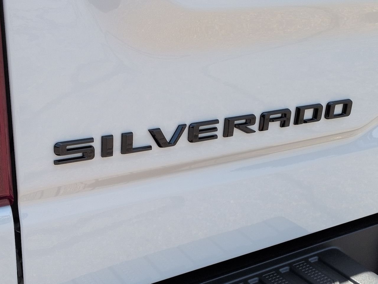 New 2026 Chevrolet Silverado 1500 RST w/ LPO, Dark Essentials Package AWD/4WD image 33