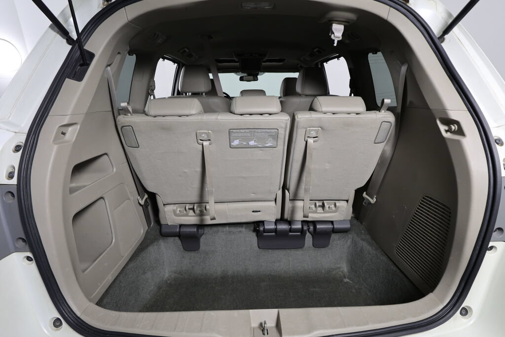 Used 2016 Honda Odyssey EX-L image 17