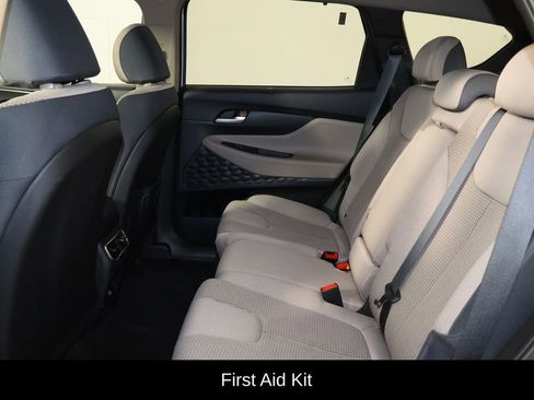 Used 2021 Hyundai Santa Fe SEL w/ Convenience Package image 16