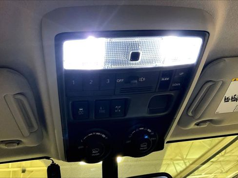 Used 2019 Toyota 4Runner TRD Off-Road Premium image 35