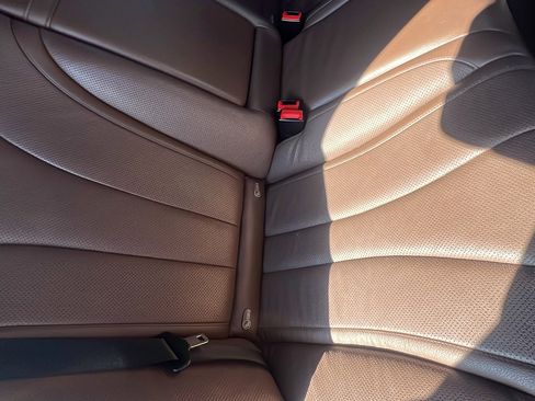 Used 2015 Mercedes-Benz S 550 Sedan image 20