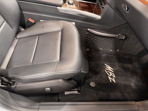 Used 2014 Mercedes-Benz E 250 BlueTEC 4MATIC Sedan image 17