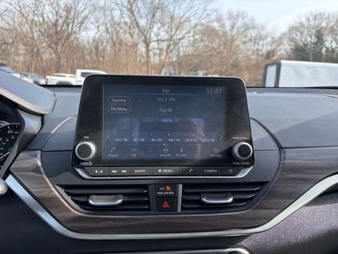 Used 2025 Nissan Altima 2.5 SV image 20