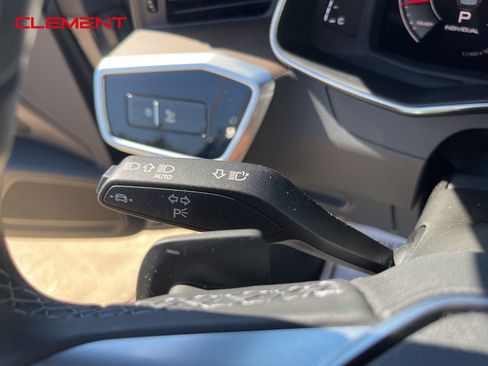 Used 2025 Audi A6 3.0T Premium image 7