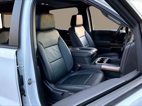 Used 2022 Chevrolet Silverado 1500 LT Trail Boss w/ Convenience Package II image 20