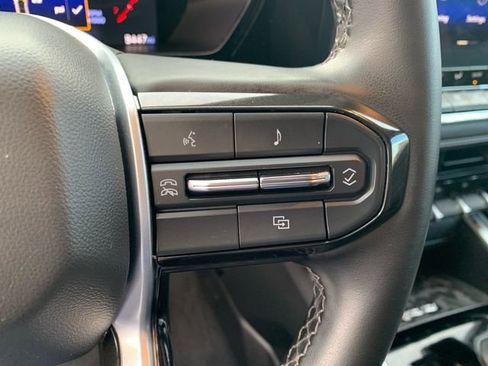 Used 2024 Chevrolet Colorado LT w/ LT Convenience Package II image 22