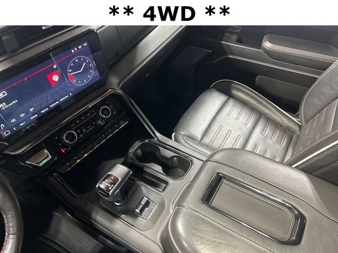 Used 2022 GMC Sierra 1500 AT4X image 5