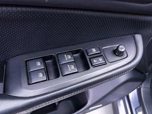 Used 2016 Subaru Legacy 2.5i Limited AWD/4WD image 14