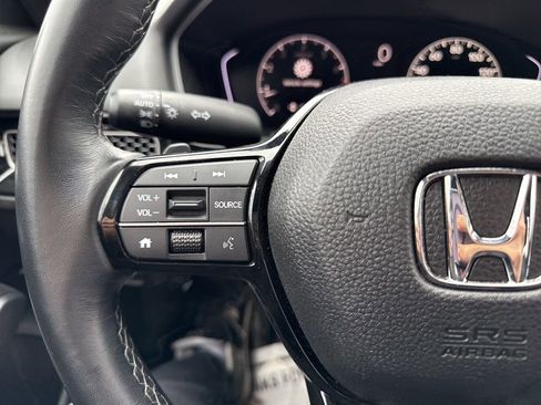 Used 2025 Honda Civic Sport image 20