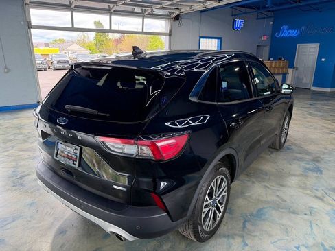 Used 2020 Ford Escape SEL AWD/4WD image 6
