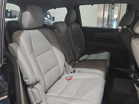 Used 2016 Honda Odyssey SE image 18
