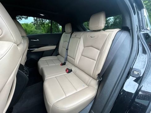 Used 2024 Cadillac XT4 Luxury w/ Cold Weather Package AWD/4WD image 32