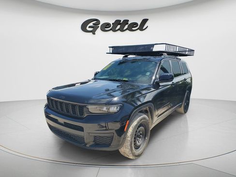 Used 2023 Jeep Grand Cherokee L Laredo image 1