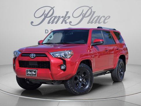 Used 2024 Toyota 4Runner SR5 AWD/4WD image 1