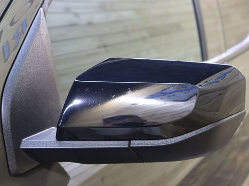 Used 2023 GMC Canyon Elevation w/ Convenience Package image 16