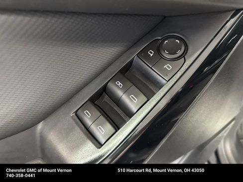 New 2026 Chevrolet Equinox LT w/ Safety and Technology Package AWD/4WD image 32