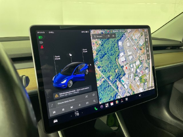 Used 2019 Tesla Model 3 Mid Range RWD image 5