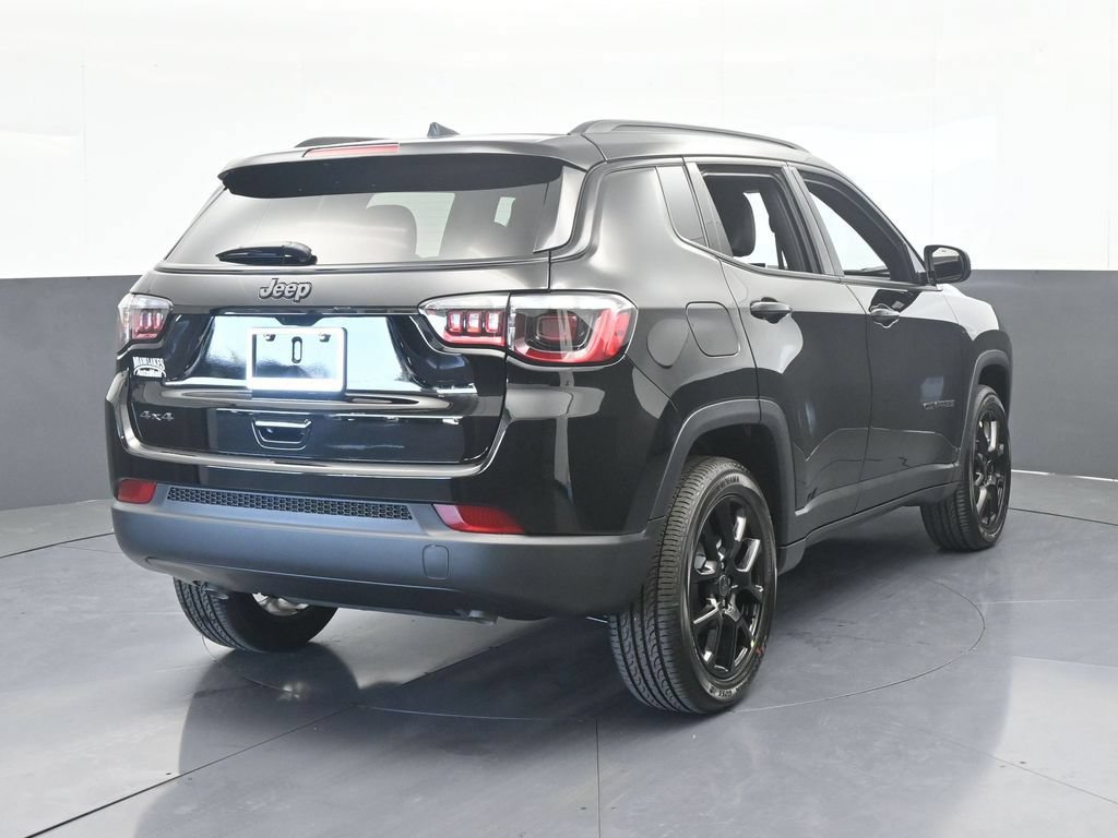 New 2026 Jeep Compass Latitude AWD/4WD image 8