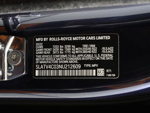 Certified 2022 Rolls-Royce Cullinan w/ Cullinan Package AWD/4WD image 19