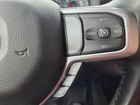 Used 2019 RAM 1500 Big Horn image 21
