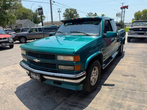 Used 1996 Chevrolet Silverado 1500 4x4 Extended Cab image 4