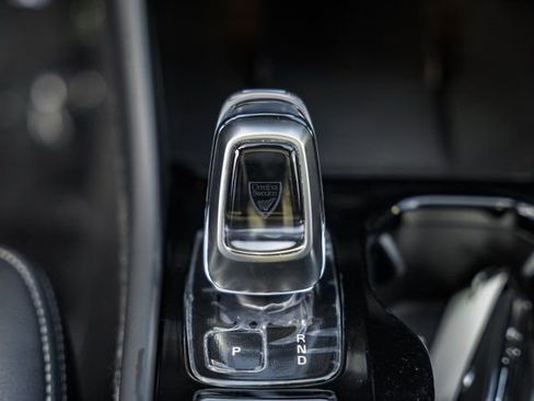 Used 2026 Volvo XC40 B5 Plus w/ Protection Package Premier image 27