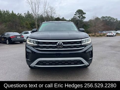 Used 2023 Volkswagen Atlas SE image 2