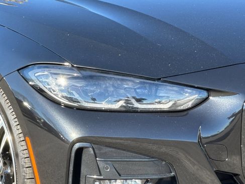 Used 2022 BMW 430i Coupe w/ M Sport Package image 10