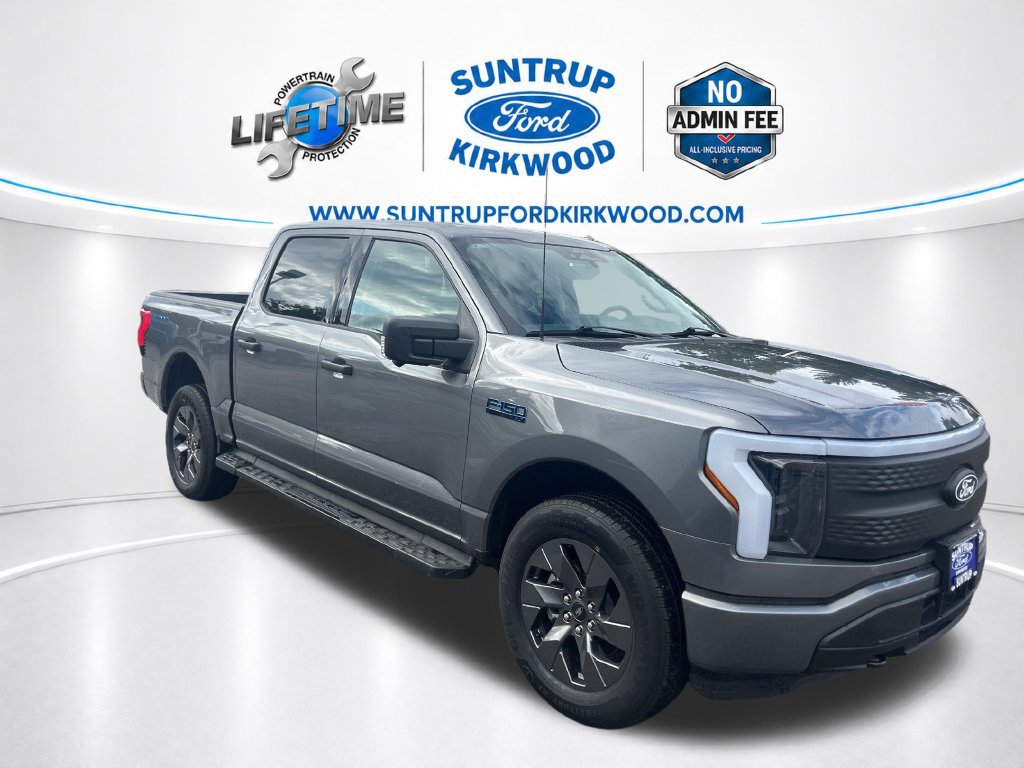 Used 2024 Ford F150 Lightning XLT AWD/4WD image 9