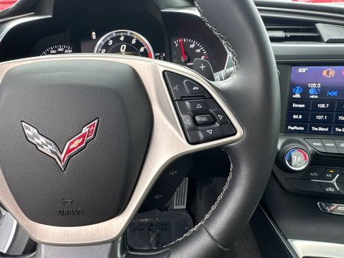 Used 2016 Chevrolet Corvette Stingray Coupe RWD image 20