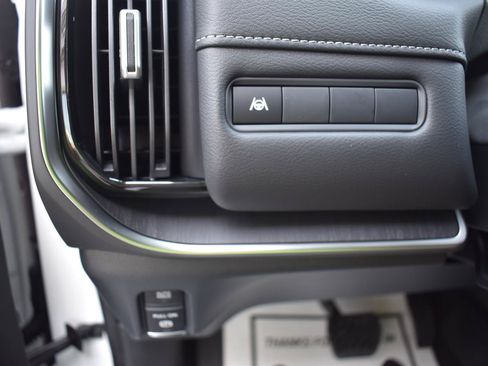 New 2026 Nissan Armada SV RWD image 46