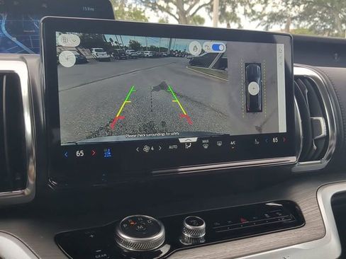 New 2025 Ford Expedition Max Platinum w/ Driver's Package image 10