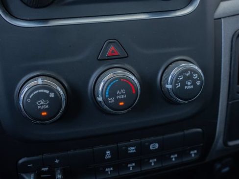 Used 2018 RAM 3500 Tradesman w/ Chrome Appearance Group AWD/4WD image 37