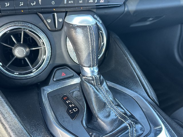 Used 2018 Chevrolet Camaro LT RWD image 25