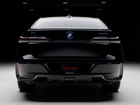 Used 2024 BMW i7 eDrive50 w/ M Sport Package image 25