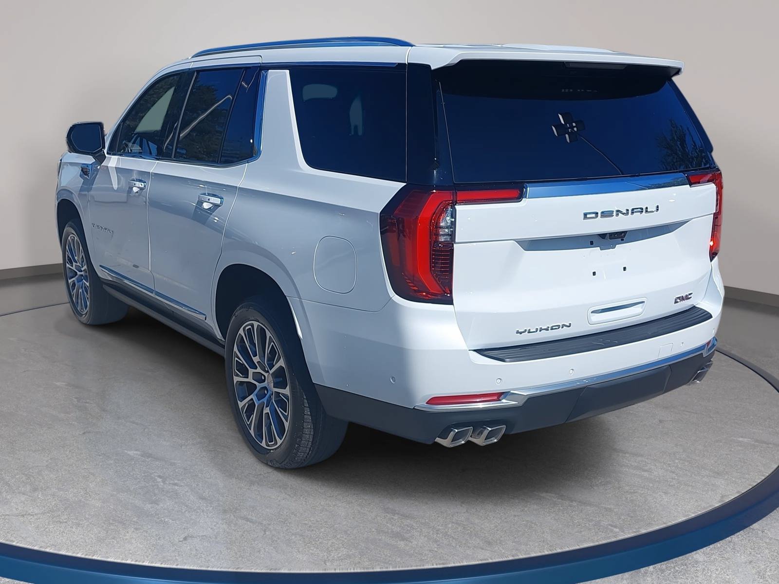 New 2027 GMC Yukon Denali w/ Denali Reserve Package AWD/4WD image 7