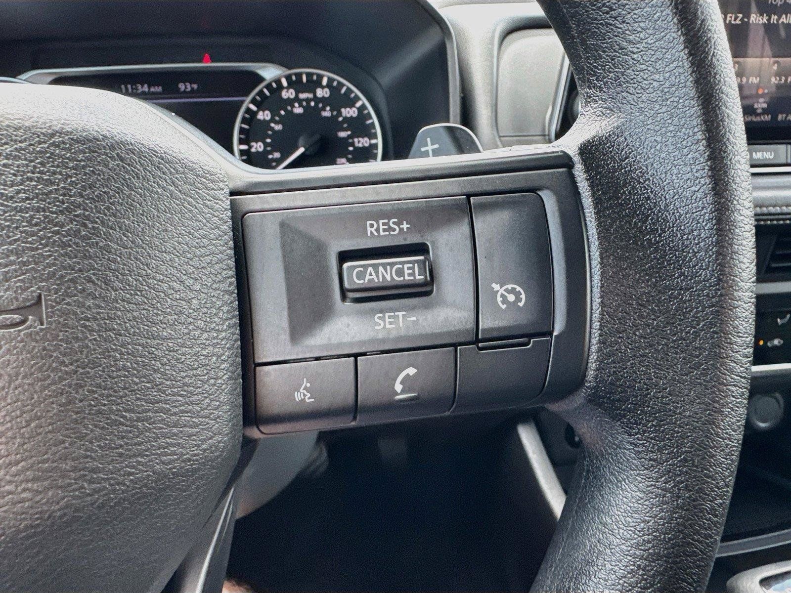 Used 2025 Nissan Rogue S FWD image 13