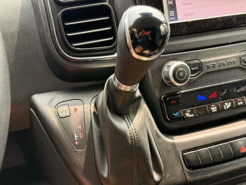 Used 2023 RAM ProMaster 2500 FWD image 25