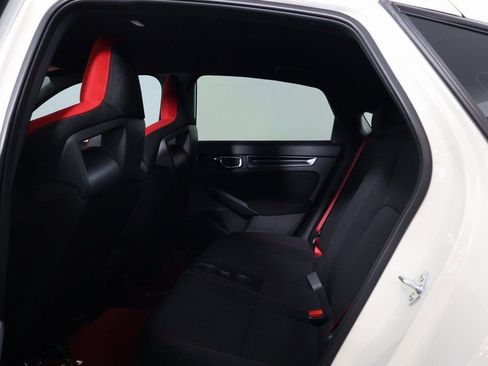 Used 2025 Honda Civic Type R image 11
