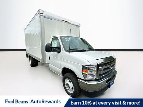 New 2026 Ford E-450 and Econoline 450 Super Duty w/ Power Equipment Group image 1