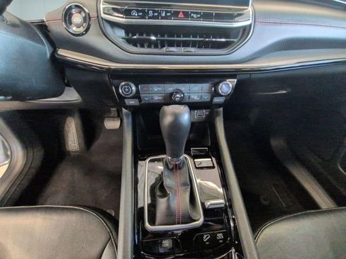 Used 2025 Jeep Compass Trailhawk w/ Trailer Tow Group AWD/4WD image 22
