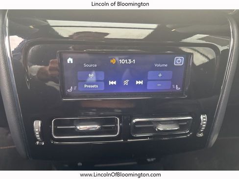 Certified 2025 Lincoln Aviator Black Label image 26