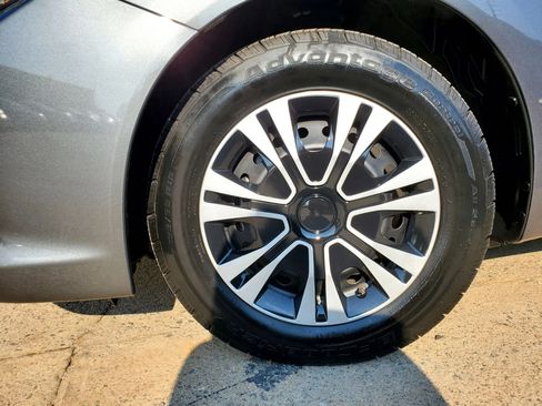 Used 2012 Honda Civic LX image 15
