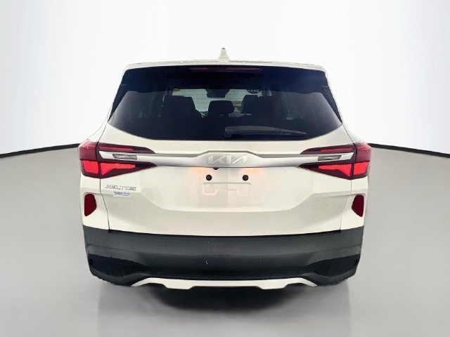 Used 2023 Kia Seltos LX AWD/4WD image 7