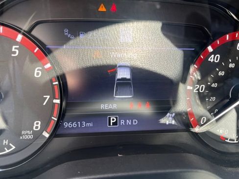 Used 2021 Nissan Titan PRO-4X w/ Pro-4x Convenience Package AWD/4WD image 6