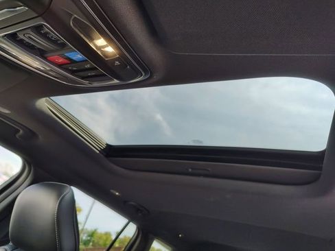 New 2025 Jeep Grand Cherokee L Altitude image 4