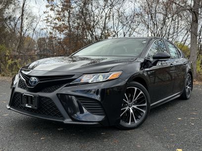 Used 2019 Toyota Camry SE