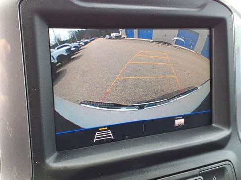 Used 2021 GMC Sierra 2500 4x4 Crew Cab w/ Convenience Package image 25