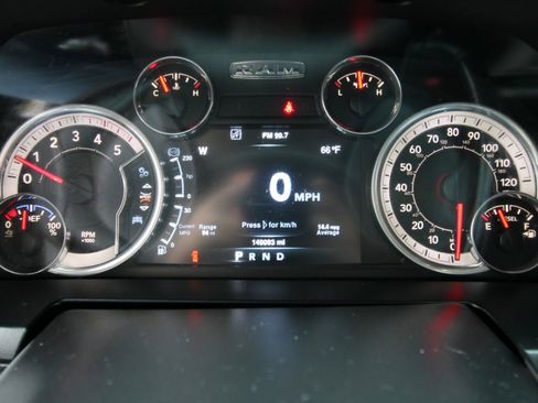 Used 2016 RAM 2500 Laramie image 28